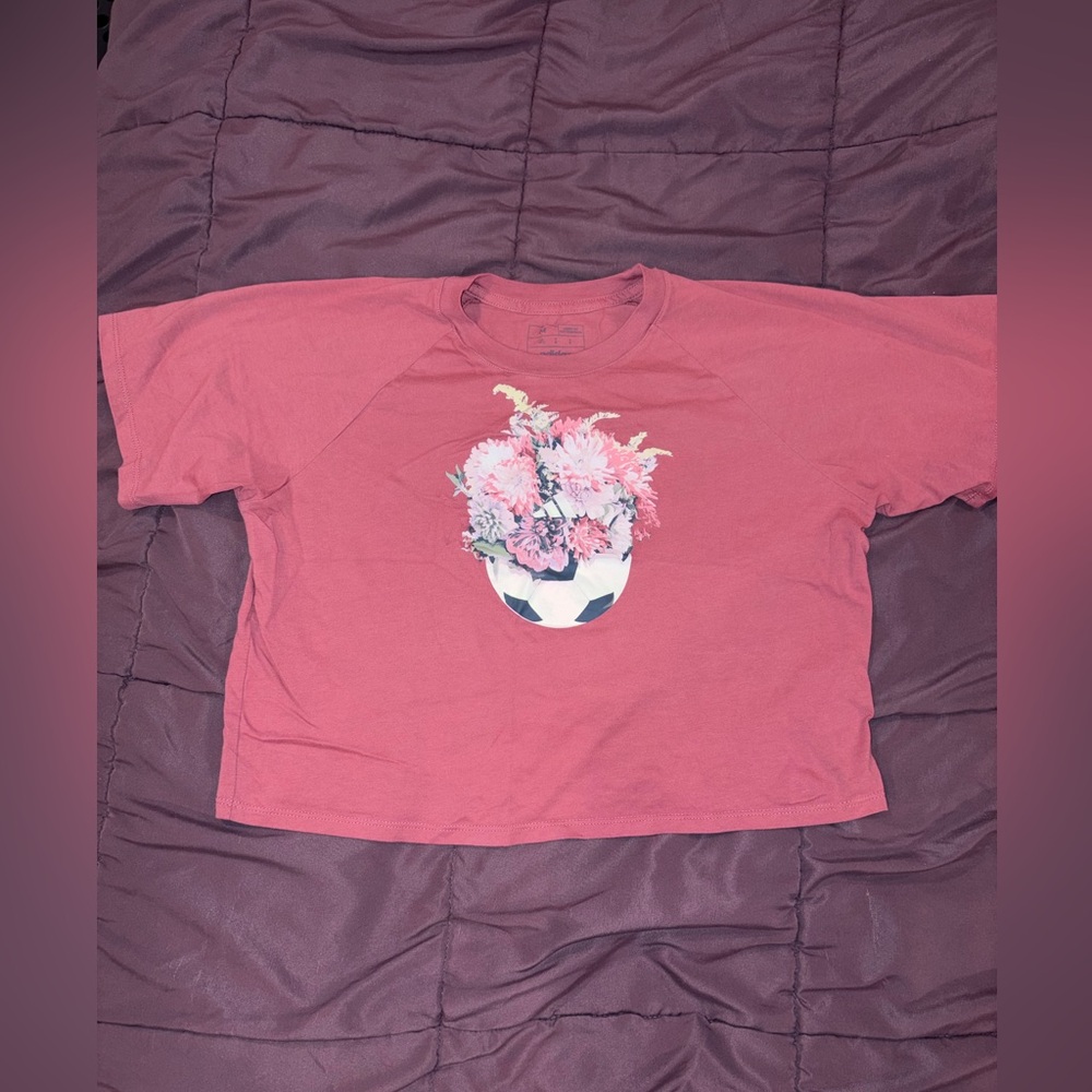 adidas Pink Crewneck Tee Girls Size 10/12 Soccer!